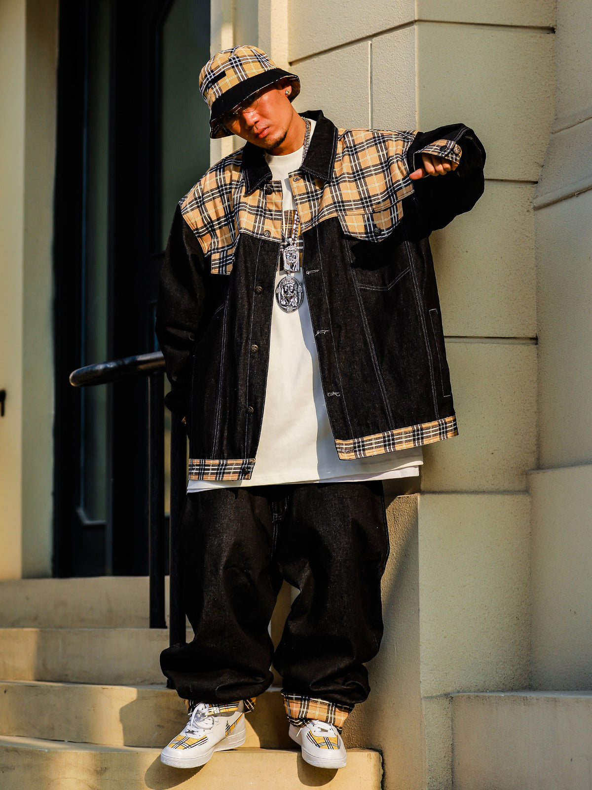 Acusa American Streetwear Vintage Plaid Stitching Hard Material Black Denim Jacket Hip Hop Fall Winter Jacket Men