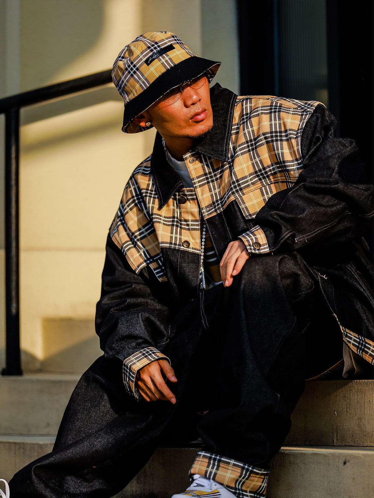 Acusa American Streetwear Vintage Plaid Stitching Hard Material Black Denim Jacket Hip Hop Fall Winter Jacket Men